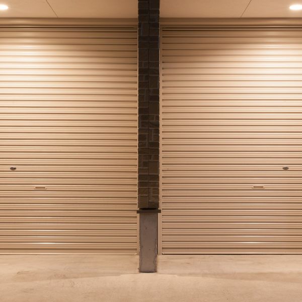 東京の建物へオーダーメイドのシャッターを設計してきた実績が豊富です