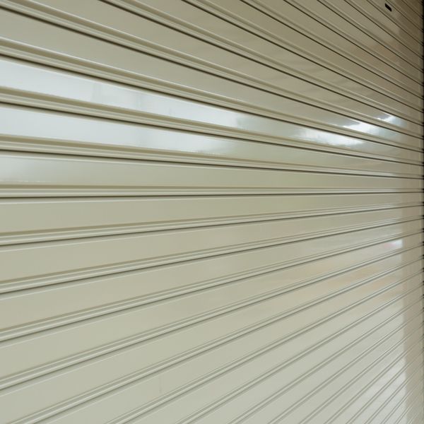 関東エリアで世界に一つだけのデザインが施されたシャッターを造ります