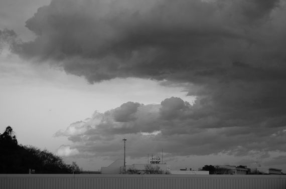 オーダーでオリジナルオンリーワンのガレージシャッターを設置いたします。